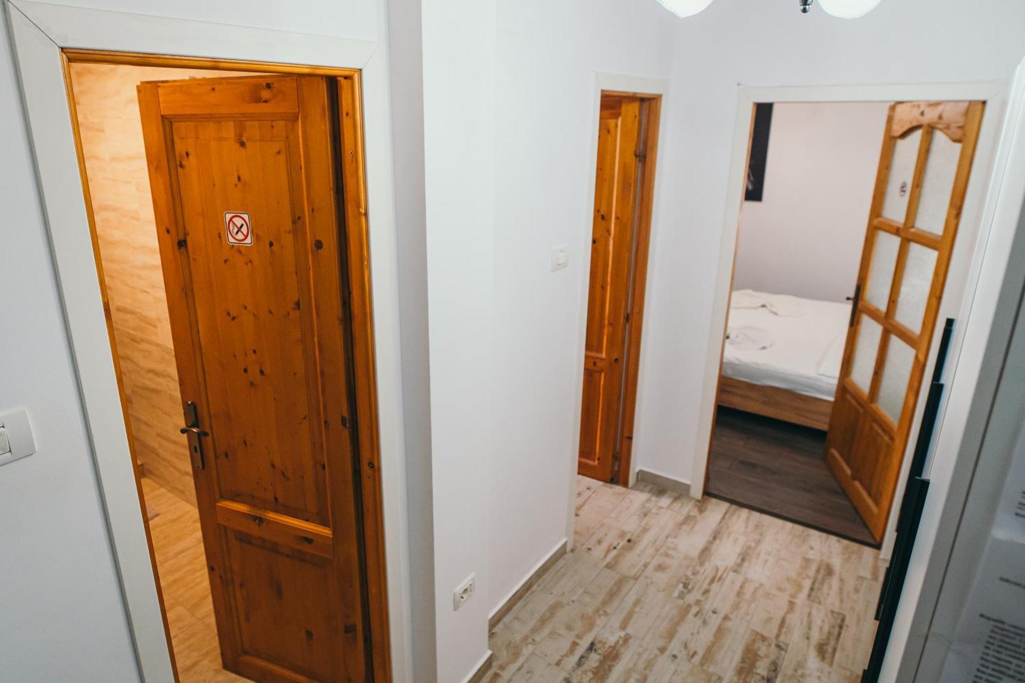 Insomnia Studio Drobeta Turnu Severin Exterior photo